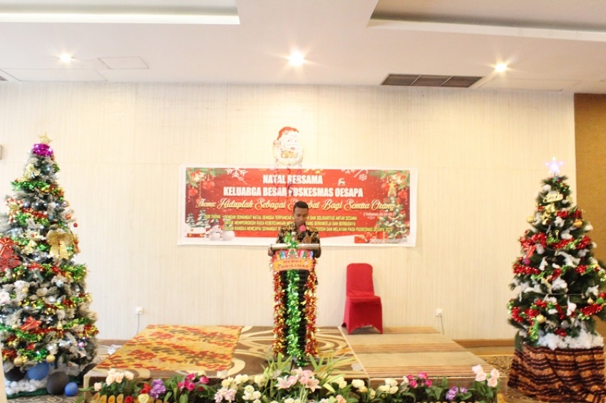 Natal Bersama Puskesmas Oesapa Diharapkan Terpancar Kasih Dan Solidaritas Antar Sesama Untuk Memperkokoh Rasa Kebersamaan