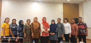 Pelatihan dan Bimbingan penggunaan Aplikasi SIKDA untuk seluruh Puskesmas di Kota Kupang